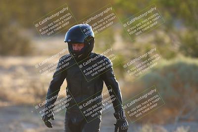 media/Oct-06-2024-Race Pace (Sun) [[d7d39ec7ad]]/1-Turn 10 (730am)/